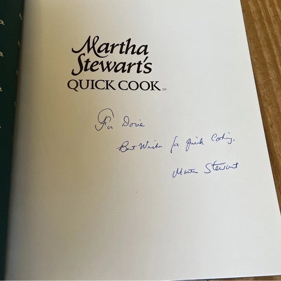 SIGNED Vintage 1983 Martha Stewart's Quick Cook (& INSCRIBED BY MARTHA STEWART) - Picture 2 of 9